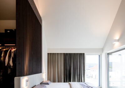 Professionelle Architektur-Foto-Innenaufnahme eines Schlafzimmers
